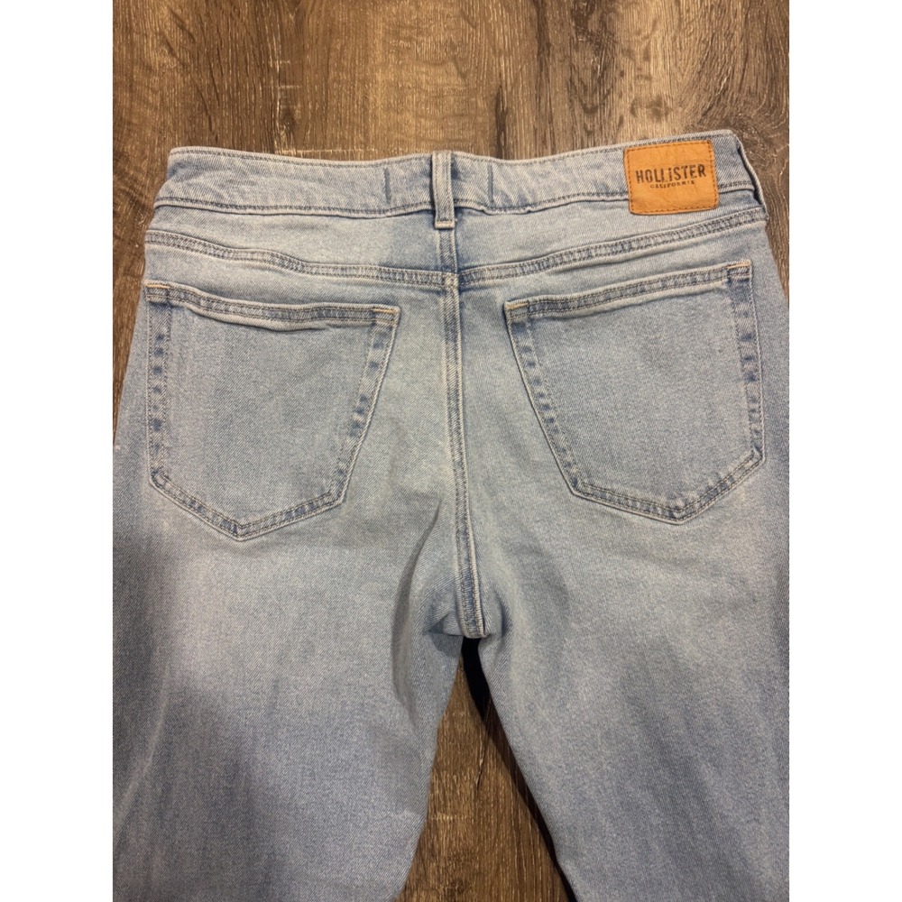 Hollister Low-Rise Boyfriend Jeans Light Wash Distressed Vintage Stretch 7S W28 - Picture 10 of 10